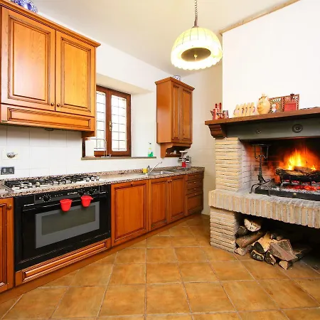 Locazione Turistica Valfabbrica Ferienhaus